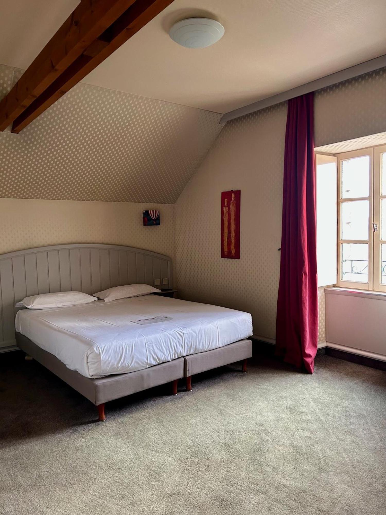 Cit'Hotel Le Challonge Dinan Exterior photo